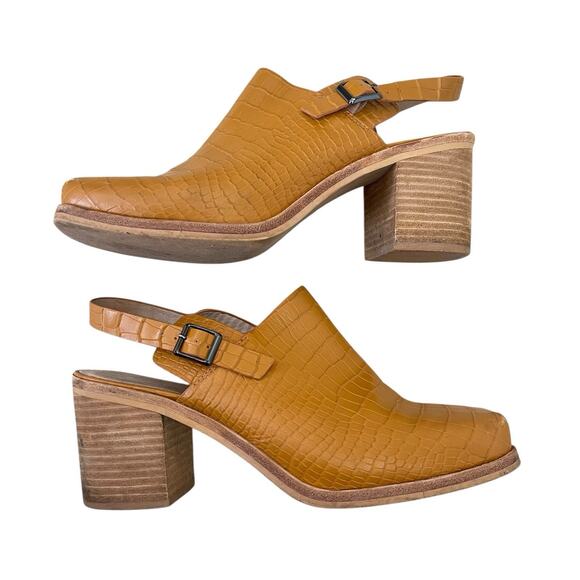 INTENTIONALLY BLANK Shoes - Intentionally Blank Honcho Mule Clogs Mustard Yellow, Size 11